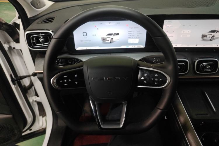 Used Chery Tiggo 9 2025 2.0T Dual-Clutch Two-Wheel Drive Comfort Edition 7 Seats
