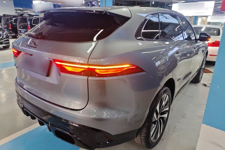 Used Jaguar F-PACE 2022 P250 HSE Rear Right 45 Deg