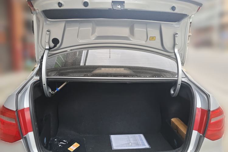 Used Volkswagen Jetta 2015 Value Edition 1.6L Manual Fashionable Style