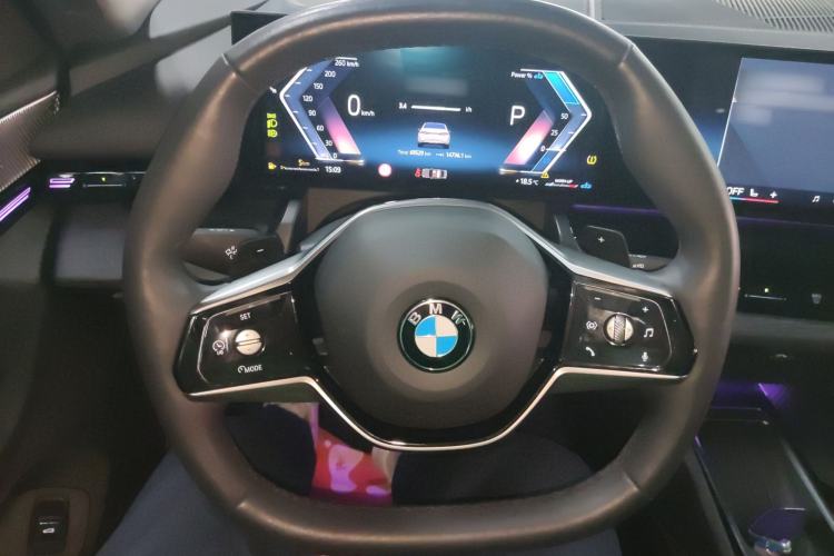 Used BMW 5 Series 2024 525Li Luxury Package
