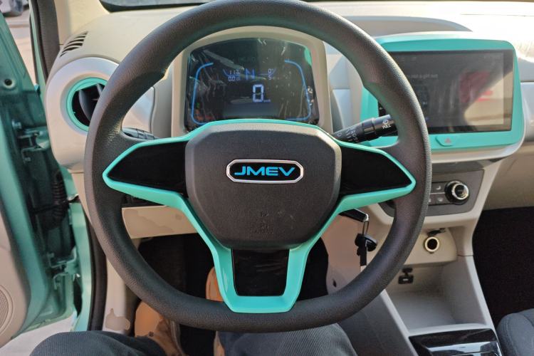 Used JMEV Xiao Qilin 2024 201 km Luxury Version

