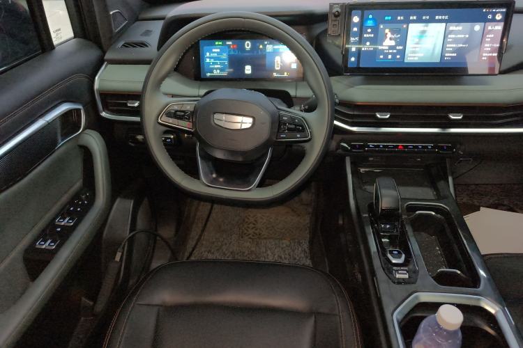 Used Geely Auto Haoyue L 2023 2.0T DCT Prestige Edition Steering Wheel