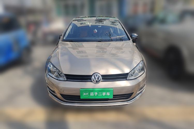 Used Volkswagen Golf 2017 230TSI Automatic Comfort Edition – Celebrating Milestone of One Million Units Front