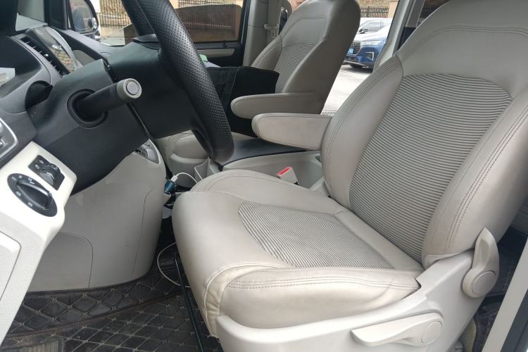 Used SAIC MAXUS G10 2019 PLUS 2.0T Automatic Elite Edition China VI Standard
