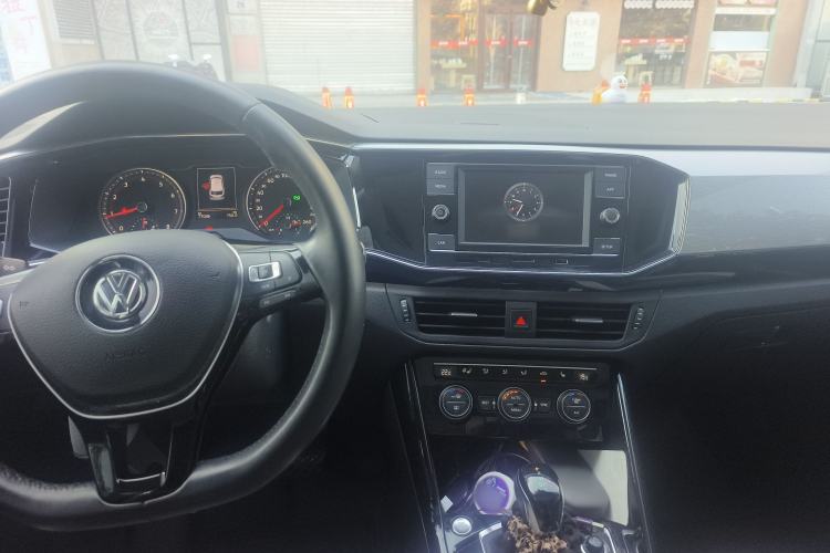 Used Volkswagen Tayron 2019 330TSI Two-Wheel Drive Luxury Model China VI Standard Center Console