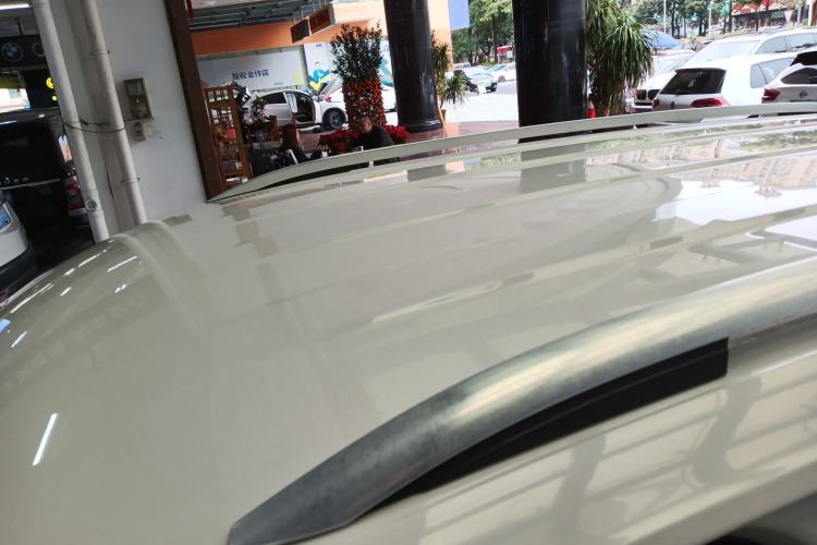 Used Volkswagen Tiguan L 2018 330TSI Automatic Two-Wheel Drive Comfort Edition