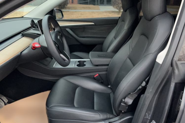 Used Tesla Model Y 2021 Long-Range All-Wheel-Drive Version