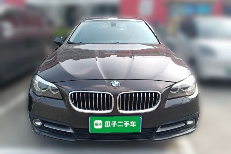 Used BMW 5 Series 2014 520Li Elegant Model
