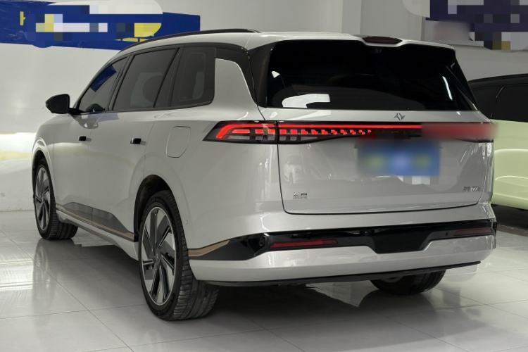 Used Dongfeng eπ eπ008 2025 210 Ultra Range-Extended Version 5 Seats
