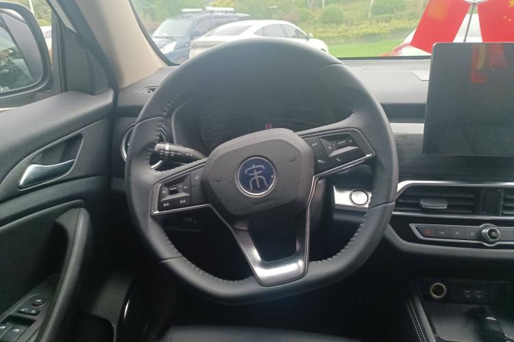 Used BYD Song 2021 Classic Edition 1.5T Manual Luxury Model
