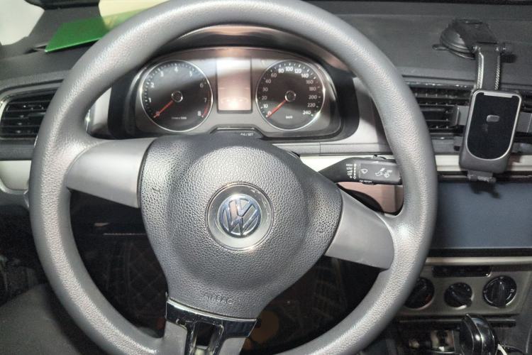 Used Volkswagen Lavida 2013 Restyled Classic 1.6L Automatic Comfort Edition