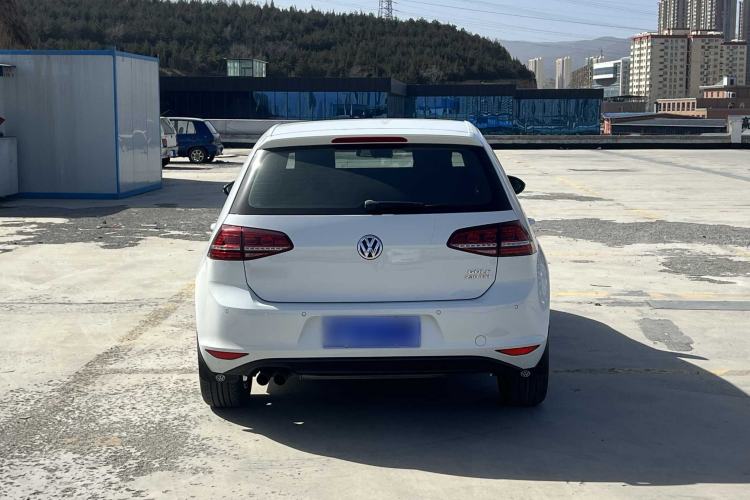 Used Volkswagen Golf 2017 230TSI Automatic Comfort Edition – Celebrating Milestone of One Million Units