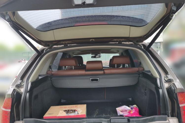 Used BMW X5 2013 xDrive35i Leading Model Trunk