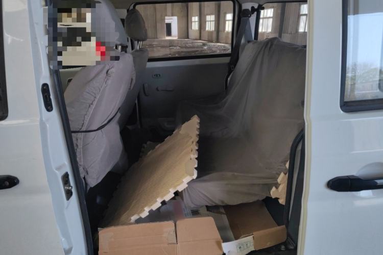 Used Jinbei Hiace X30 2024 1.5L Champion Edition Passenger Vehicle 5/6/7 Seats Left Rear Seat