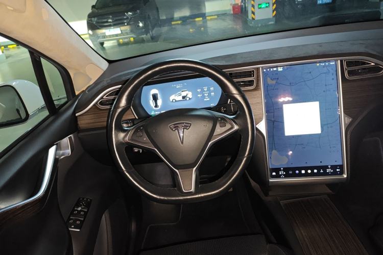 Used Tesla Model X 2016 X 90D
