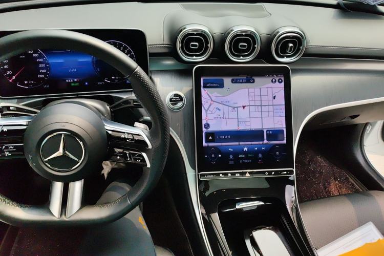 Used Mercedes-Benz C-Class New Energy 2024 Revised Version C 350 eL Center Console