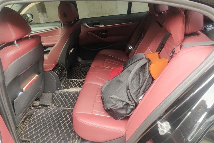 Used BMW 5 Series New Energy 2021 535Le M Sport Package Left Rear Seat