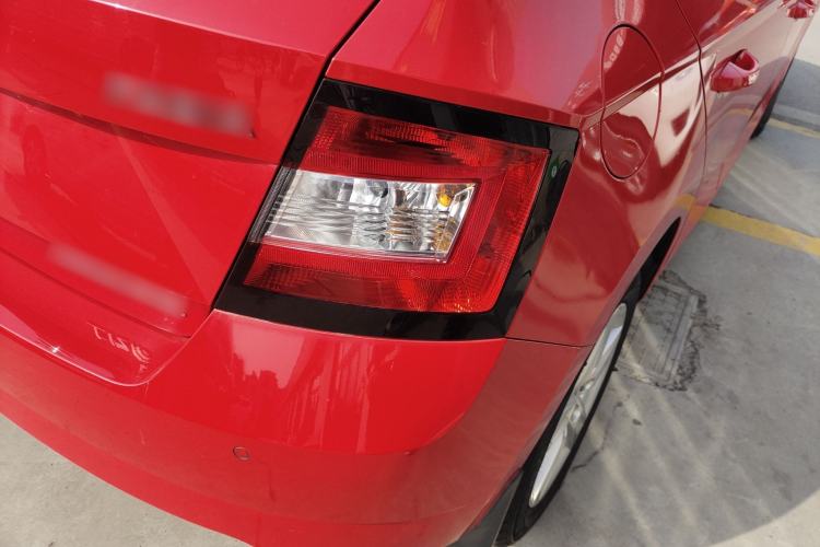 Used Skoda Fabia 2017 1.4L Automatic Car Enjoy Edition