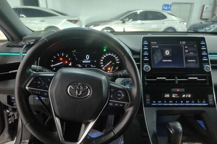Used Toyota Avalon 2019 2.0L Luxury Edition China VI Standard
