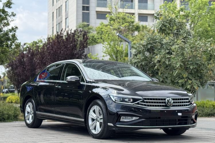 Used Volkswagen Magotan 2023 2 Million Units Limited-Edition 280TSI DSG Comfort Version Exterior 6