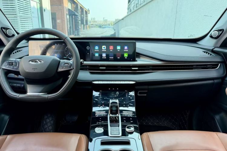 Used Chery Tiggo 8 PLUS 2022 290TGDI DCT Luxury Edition
