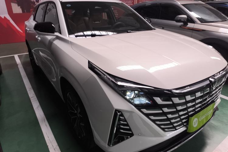 Used Changan UNI-Z 2025 1.5T Premium Edition