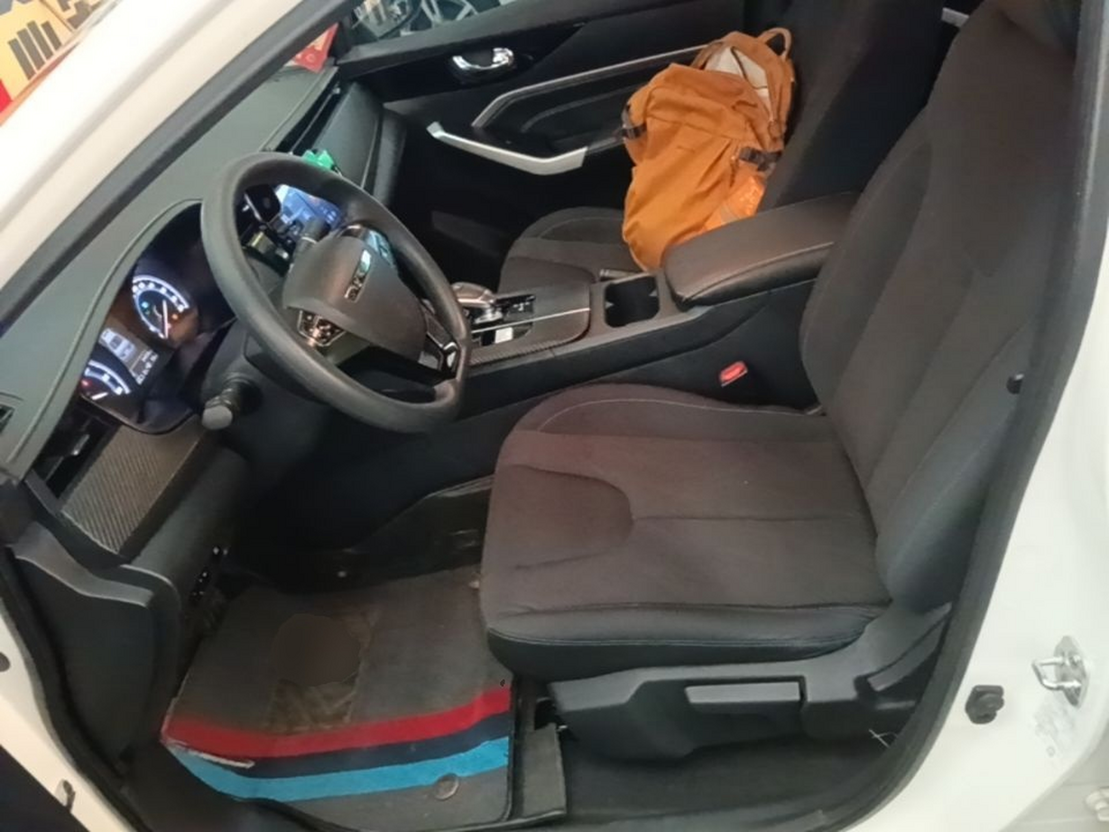 Interior delantero