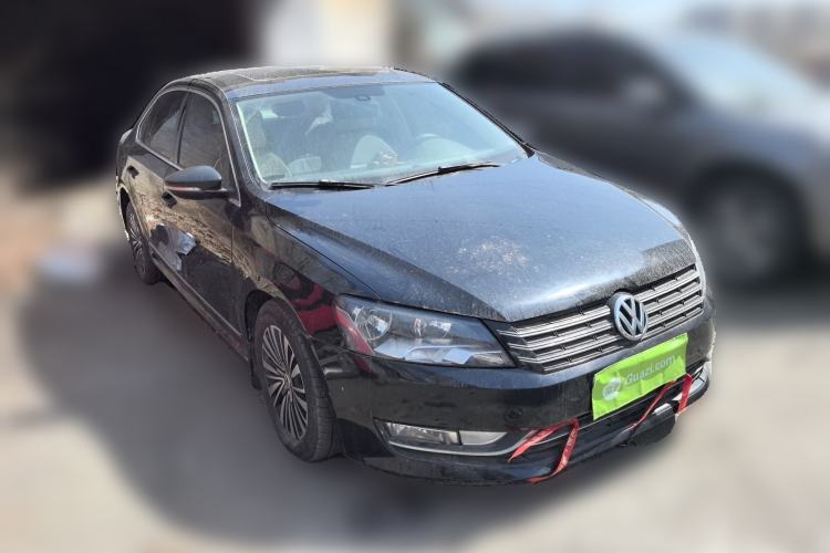 Used Volkswagen Passat 2014 1.4TSI DSG Prestige Edition Front Right 45 Deg