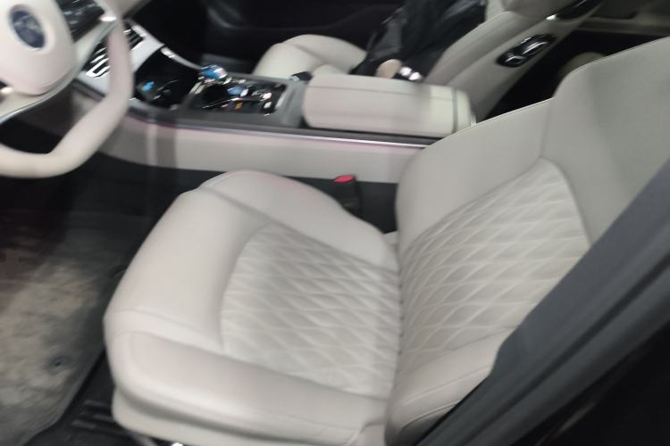 Used BYD Han 2025 DM-i Intelligent Driving Edition 125KM LiDAR Flagship Model
