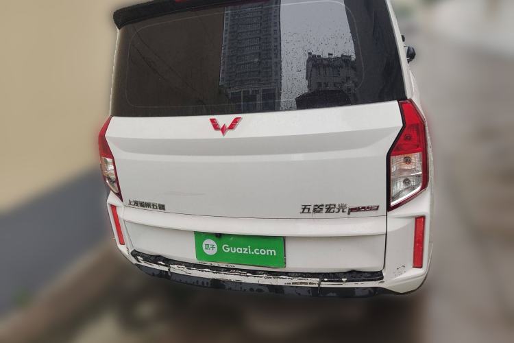 Used Wuling Hongguang PLUS 2019 1.5T Manual Standard Edition 5 Seats