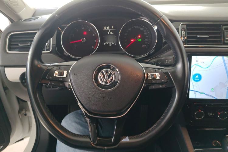 Used Volkswagen Sagitar 2018 1.6L Automatic Comfort Model Steering Wheel