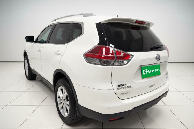 Used Nissan X-Trail 2016 2.0L CVT Smart Enjoyment Version 4WD
