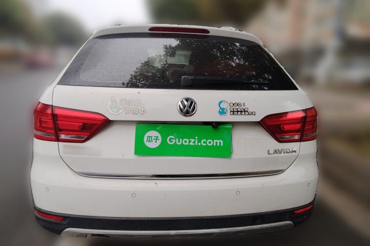 Used Volkswagen Cross Lavida 2014 1.6L Automatic Rear