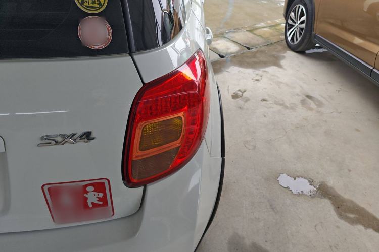 Used Suzuki SX4 2013 1.6L Automatic CoolRide Model Right Rear Taillight