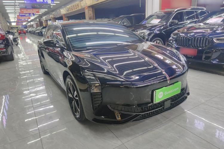 Used Hongqi EH7 2024 690 Pro Glory Edition Front Right 45 Deg