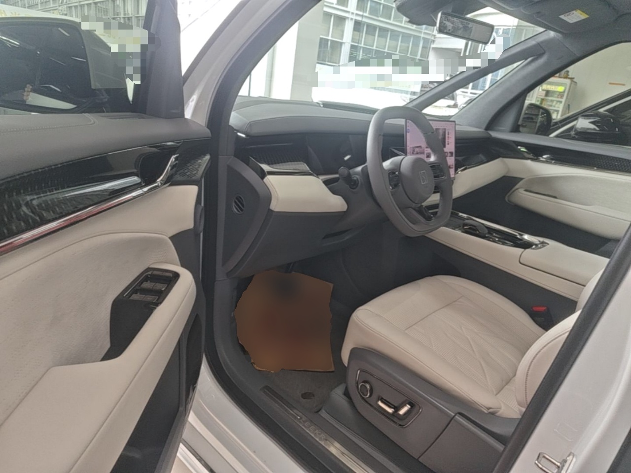 Zeekr 009 2024 Six-Seat Executive Version 4WD 108 kWh — снимка 18