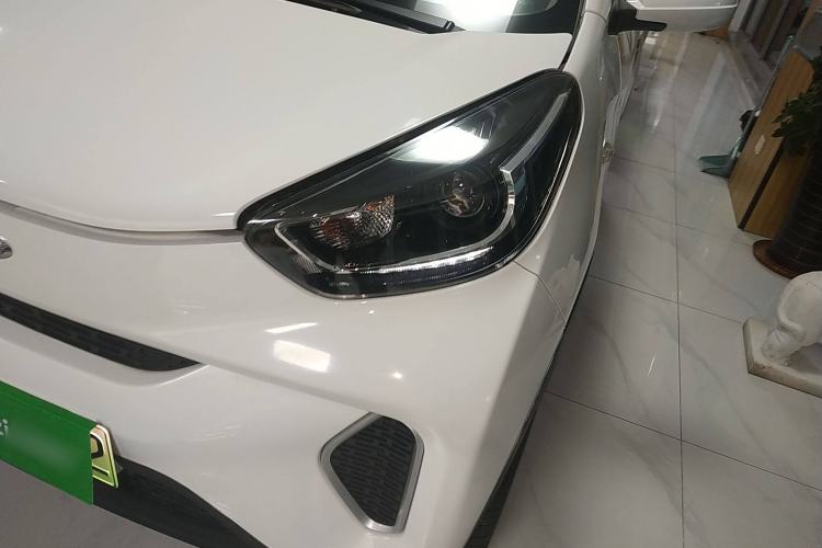 Used Chery New Energy Little Ant 2021 200 000-Yuan Ant Fan Edition Energetic Version NMC Lithium Battery 301 km