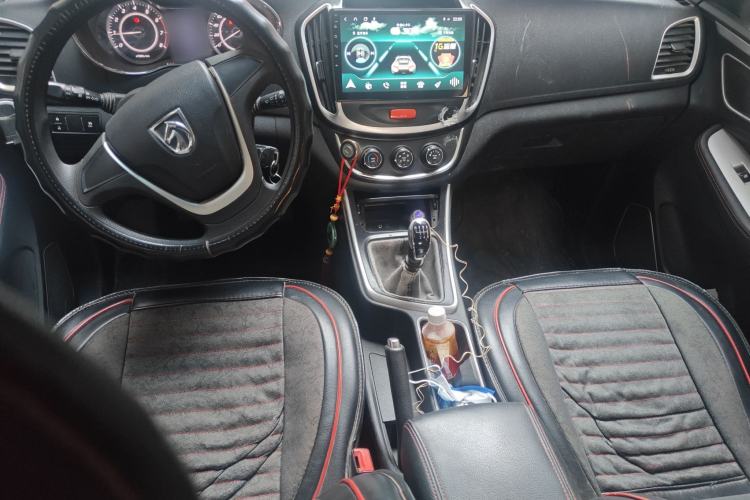 Used Baojun 560 2016 1.8L Manual Comfort Edition
