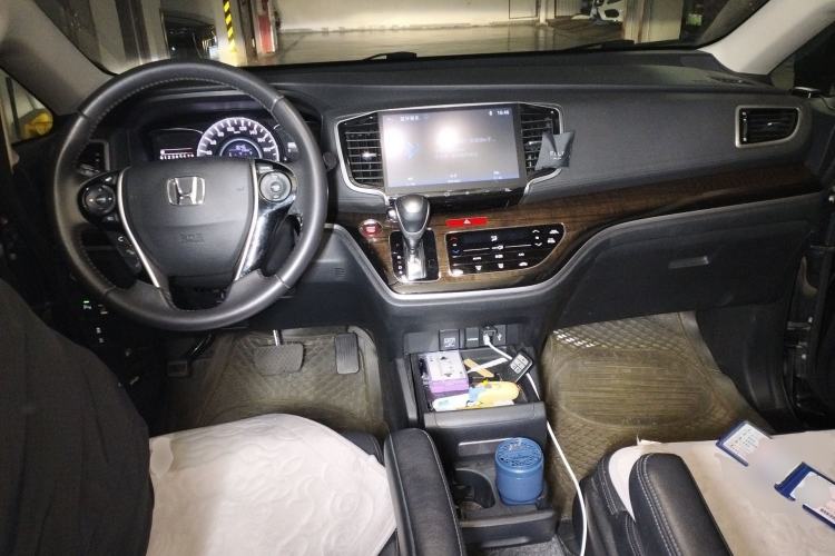 Used Honda Odyssey 2015 Updated Version 2.4L Smart Edition