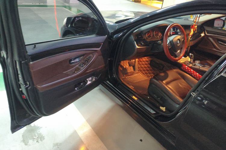 Used BMW 5 Series 2014 525Li Luxury Design Package