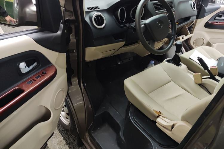 Used CHANGAN KAICHENG Ruixing M80 2014 1.5L Standard Version 4G15S Driver Seat