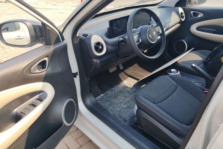Used Wuling Bingo 2023 203km Light Edition