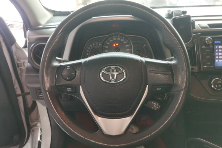 Used Toyota RAV4 2019 2.0L CVT Two-Wheel Drive Pioneer Edition China V Standard