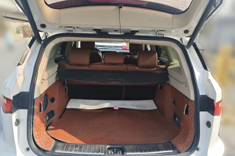 Used Zotye T700 2017 1.8T Dual-Clutch Prestige Model
