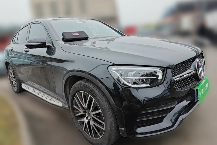 Used Mercedes-Benz GLC Coupe 2023 GLC 260 4MATIC Coupe SUV Front Right 45 Deg