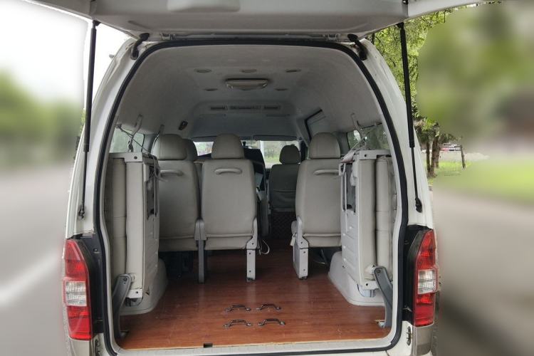 Used Jinbei Hiace 