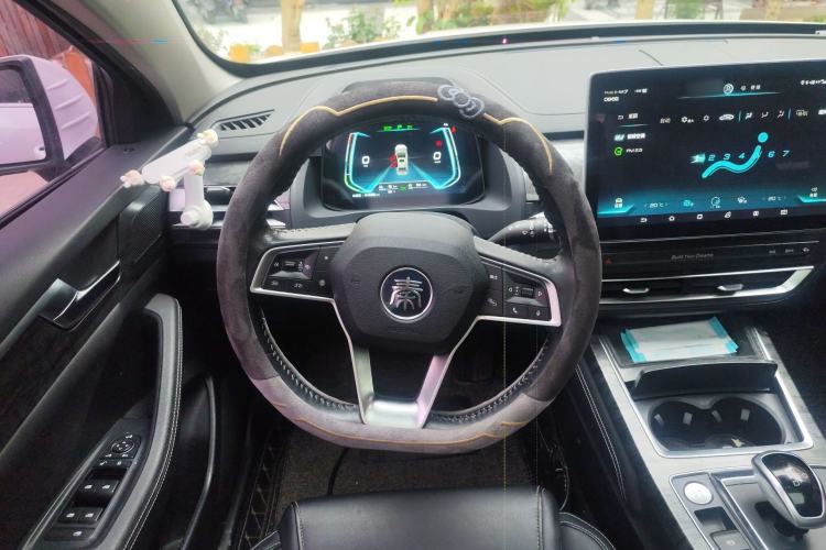 Used BYD Qin Pro New Energy 2018 DM 1.5TI Automatic Smart Connect Elite Model Steering Wheel