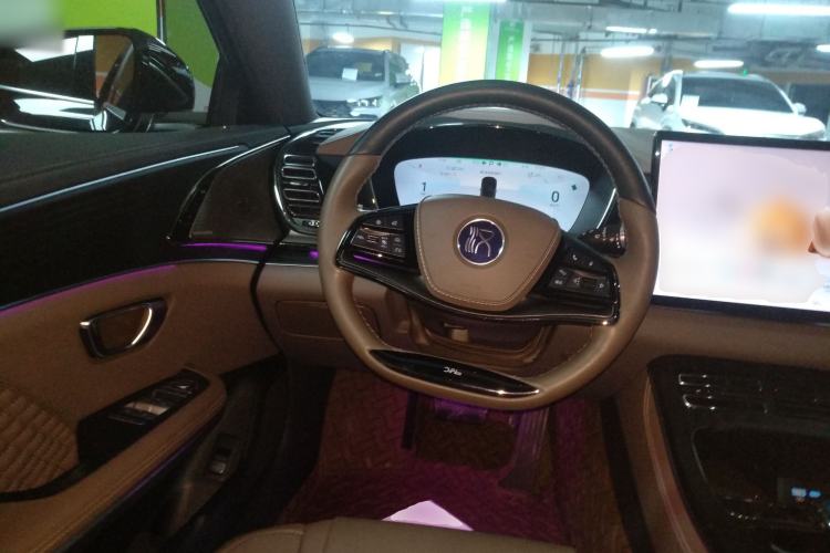 Used BYD Han 2024 DM-i Glory Edition 121KM Premium Model
