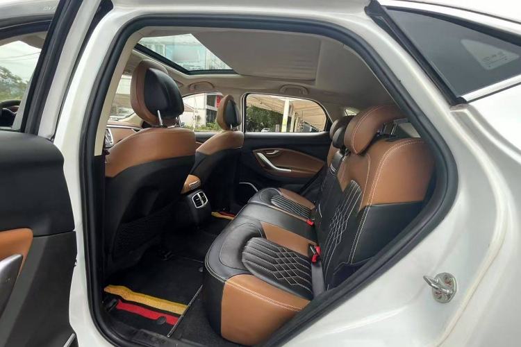 Used Soueast DX7 2018 1.5T Automatic Luxury Model