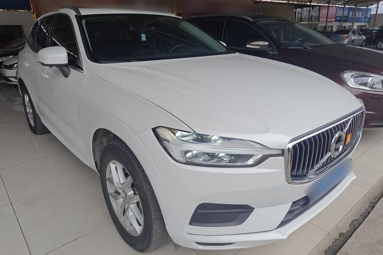 Used Volvo XC60 2019 T5 4x4 Smart Edition China V Standard